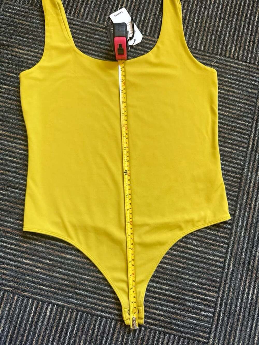 Express Body Contour High Compression Scoop Neck Bodysuit Yellow Size L